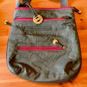 Travelon green bag fits iPad
